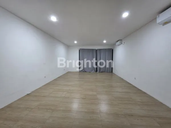 image RUKO SIAP USAHA DI LIPPO VILLAGE, HARGA 2,1M (6)