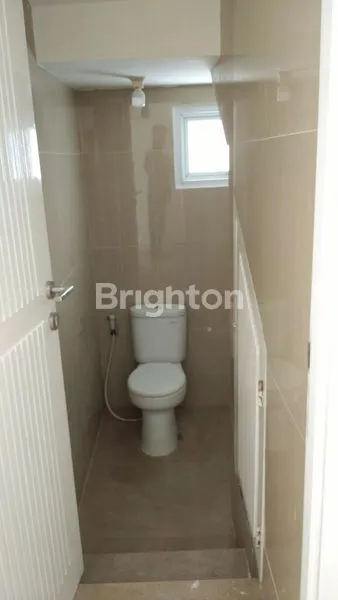 image DIJUAL RUMAH ASRI 2 LT, DI SELATAN BOGOR (6)