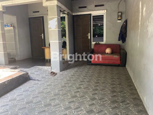 image JUAL RUMAH 2 LANTAI DILOKASI STRATEGIS (3)