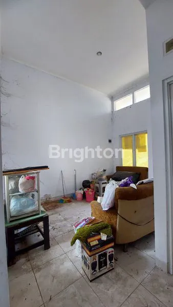 image DI JUAL RUMAH TUA DI CIBINONG, 10 MENIT KE STASIUN BOJONG GEDE, 15 MENIT KE TOL JAGORAWI, 10 MENIT KE CIBINONG CITY MALL, 10-15 MENIT KE SEKOLAH & KAMPUS TERNAMA (AL AZHAR, BPK PENABUR, UNIVERSITAS PAKUAN), 10 MENIT KE RSUD CIBINONG, 10 MENIT KE RS MITRA (5)