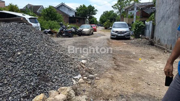 image RUMAH SEMI FURNISH DALAM PERUMAHAN SIAP HUNI (2)