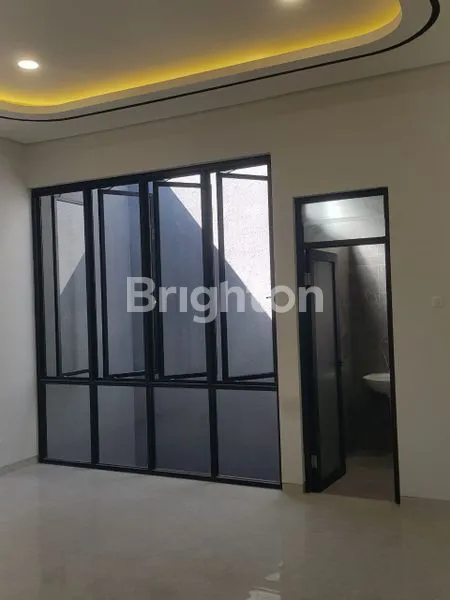 image DIJUAL CIAMIK RUMAH BARU MINIMALIS MODERN MANYAR (4)