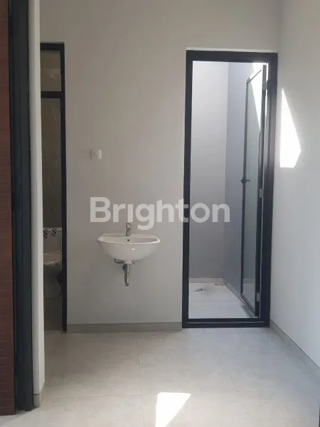 image DIJUAL CIAMIK RUMAH BARU MINIMALIS MODERN MANYAR (3)