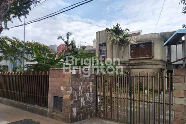 image RUMAH 2 LANTAI NOL JALAN RAYA DEKAT KEBUN BINATANG SURABAYA (1)
