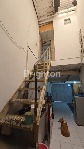 image DISEWAKAN RUMAH DEKAT TOL PASTEUR TERAWAT PARKIR LUAS 60 JUTA PER TAHUN NEGO (7)