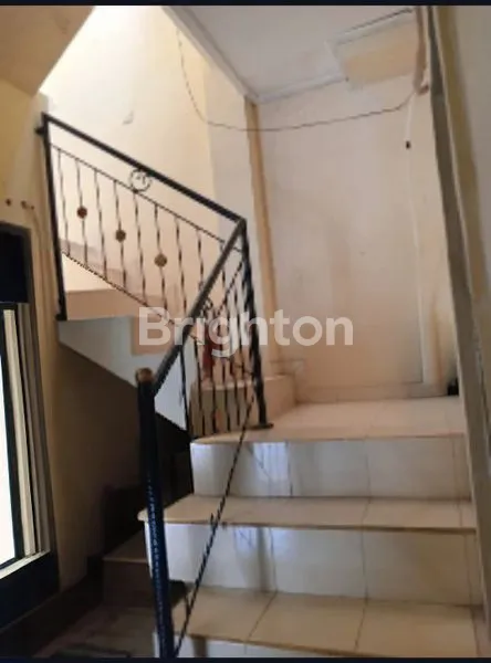 image RUMAH 2 LANTAI HADAP UTARA – SIAP HUNI & LOKASI STRATEGIS (2)