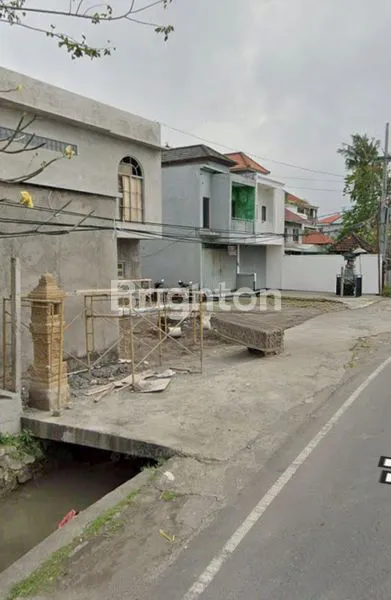 image RUMAH 2 LANTAI HADAP UTARA – SIAP HUNI & LOKASI STRATEGIS (6)