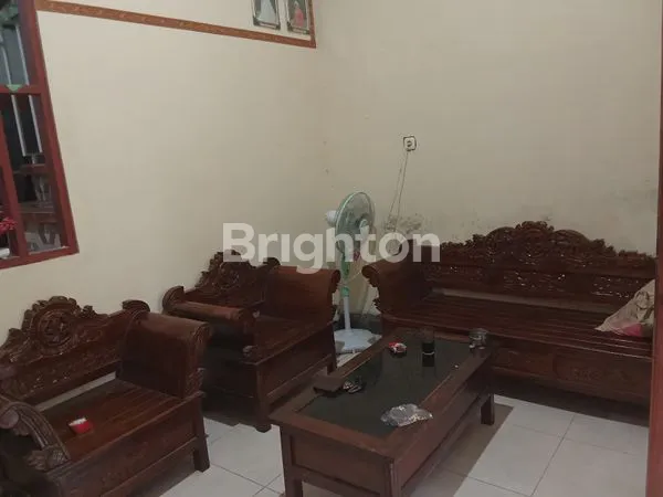 image HUNIAN STRATEGIS KARANGANYAR, 4 KT 3 KM (3)