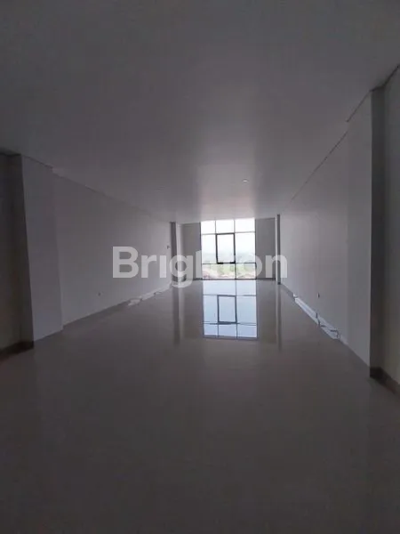 image RUKO STRATEGIS PARKIRAN SUPER LUAS DI JALAN RAYA NAROGONG (3)