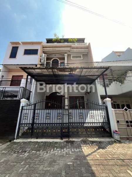 image RUMAH 3 LANTAI SIAP HUNI SUNTER JKT - UTR (1)