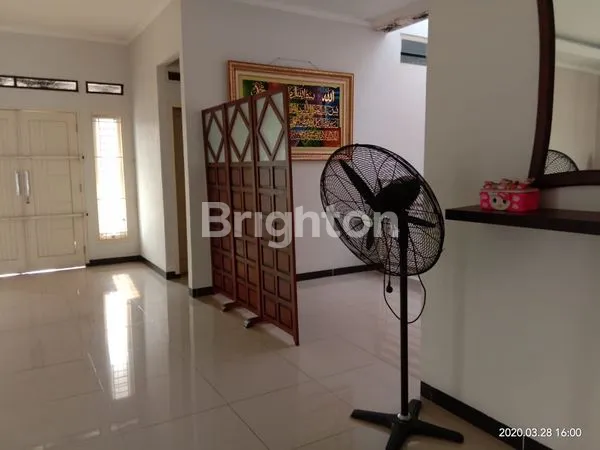 image DIJUAL RUMAH MEWAH BINAMARGA RAWALUMBU BEKASI JUAL RUMAH KOMPLEK BINAMARGA - BEKASI (4)