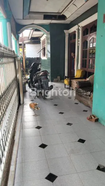 image RUMAH LUAS 14 X 11M² DI JL MADIO SANTOSO GG YUSUF (3)