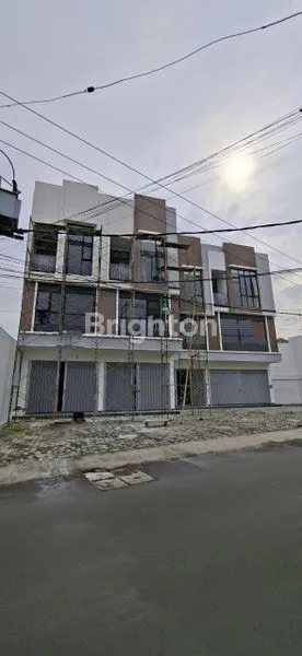 image RUKO BARU STRATEGIS DI DHARMAHUSADA, DEKAT KAMPUS C UNAIR & MALL GALAXY 3 (1)