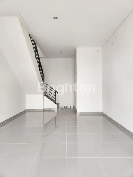 image RUKO 2 LANTAI MADISON GRANDE DEKAT DENGAN PADEL DAN MALL HUDSON GADING SERPONG (2)