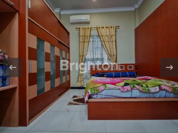 image RUKO SIAP HUNI 2.5 LANTAI, LT 180M² JL BAMBU (6)