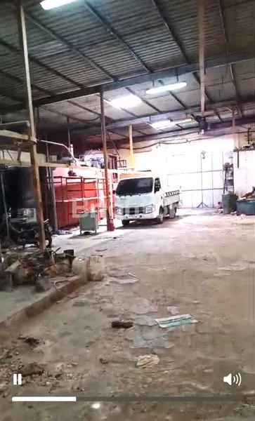 image DI JUAL GUDANG BEKAS PABRIK BESERTA 3 UNIT RUKO 3 LANTAI (6)