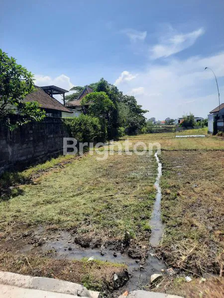 image DISEWAKAN TANAH DIKAWASAN VILLA DEKAT PANTAI DI CEMAGI (2)