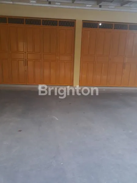 RUKO STRATEGIS DEPOK, 360M², 4 KM, PARKIR LUAS