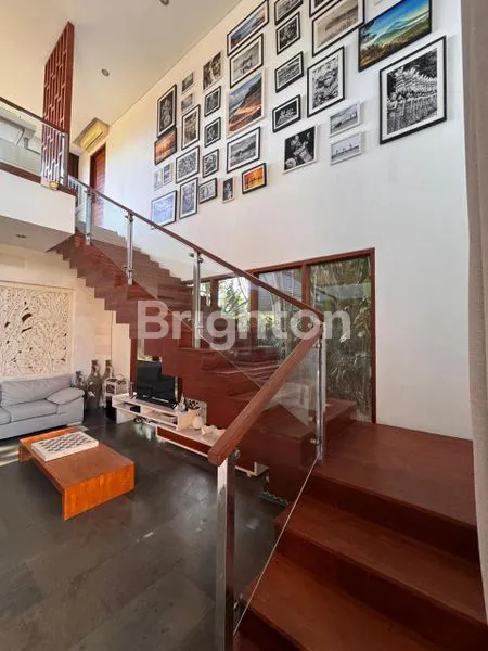 image BEAUTIFUL LUXURY VILLA 3 BR ONE GATE SYSTEM IN CEMAGI (3)