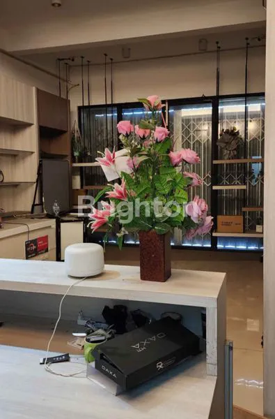 image RUKO 3 LANTAI RAYA KALIWARON, SURABAYA TIMUR. JEJER 2 UNIT DEKAT RAYA DHARMAHUSADA INDAH - KAMPUS WIDYA MANDALA KALIJUDAN - VILLA KALIJUDAN - KAMPUS UNAIR - MERR DHARMAHUSADA, DLL. (2)