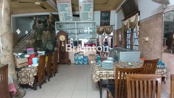 image LOKASI BISNIS STRATEGIS DI JL MT HARYONO (3)