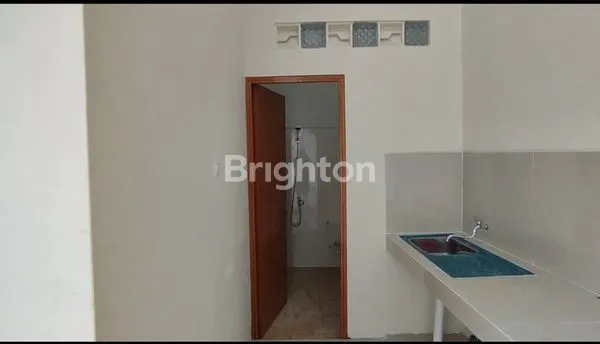 image RUANG USAHA DEKAT PASAR GEDE SOLO (6)