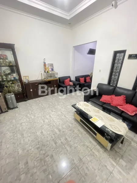 image RUMAH KONDISI BAGUS DI KAVLING POLRI JELAMBAR (1)