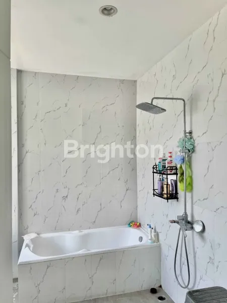 image RUMAH MINIMALIS CITRALAND THE GREENLAKE SIAP HUNI LOKASI ELITE (6)