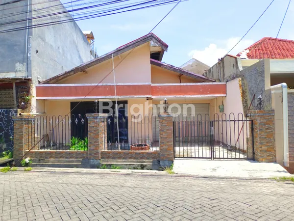 image DIJUAL RUMAH LEBAK ARUM AREA TAMBAKSARI DEKAT RAYA KENJERAN MERR KALIJUDAN SURABAYA (1)