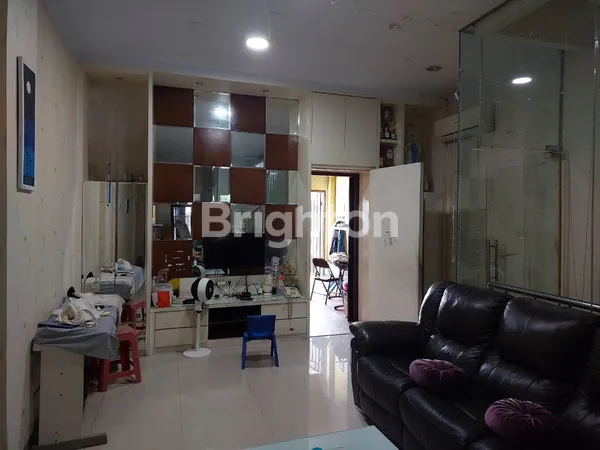 image LINGKUNGAN TENANG! RUMAH DI KAVLING POLRI JELAMBAR (5)