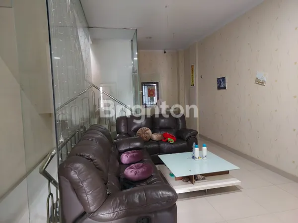 image LINGKUNGAN TENANG! RUMAH DI KAVLING POLRI JELAMBAR (6)