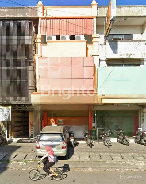 image RUKO SIAP PAKAI KLAMPIS SQUARE 3 LANTAI COCOK USAHA, KANTOR STRATEGIS DEKAT MERR (1)