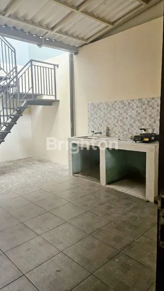 image RUMAH SEWA 4 KAMAR TIDUR AREA SIGURA-GURA MALANG DEKAT KAMPUS ITN-UB-UIN MALANG KOTA (3)