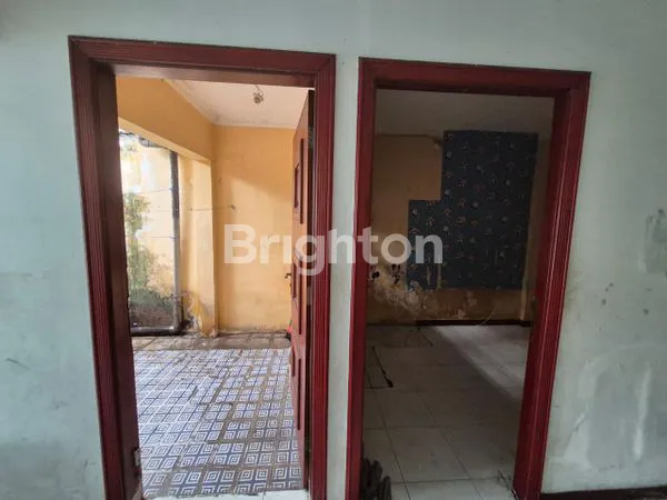 image RUKO STRATEGIS GATOT SUBROTO 4 LANTAI (4)