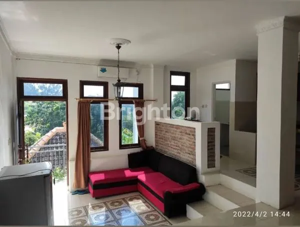 RUMAH 3 LANTAI SIAP HUNI AREA KEMBANGARUM SEMARANG