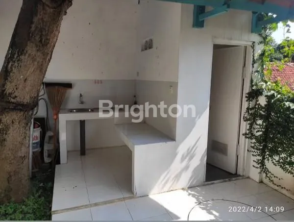 image RUMAH 3 LANTAI SIAP HUNI AREA KEMBANGARUM SEMARANG (4)