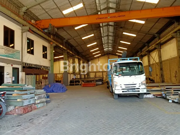 image DIJUAL GUDANG MARGOMULYO SIAP PAKAI, STRATEGIS KOMPLEK PERGUDANGAN (3)