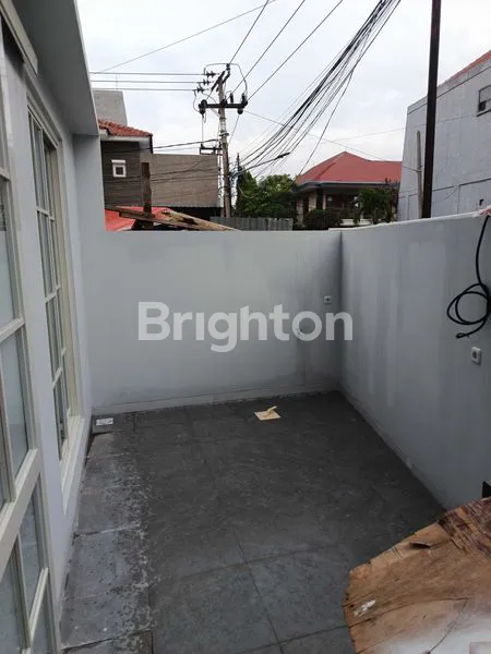 image SCANDINAVIAN MINIMALIS LEBAK INDAH REGENCY (4)