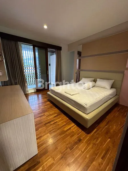 image VILLA MEWAH 5KT DI KEBOIWA, LT 440M² (2)