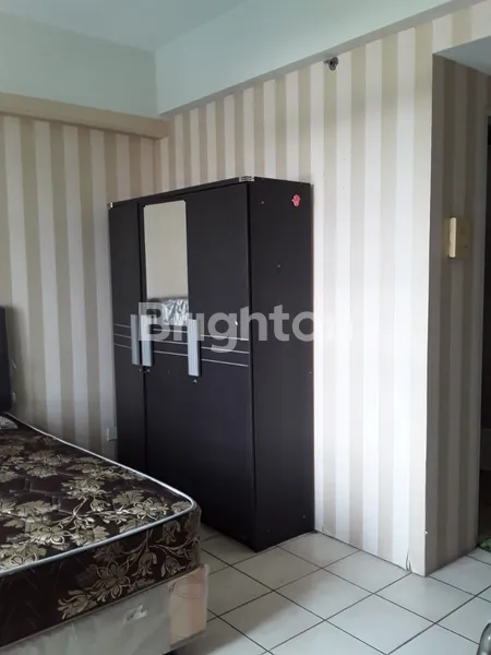 image VIEW POOL APARTEMEN METROPOLIS RAYA TENGGILIS !! (5)