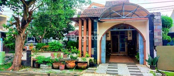 image DIJUAL RUMAH 2 LANTAI DI PERUMAHAN VILLA DAGO PAMULANG (1)
