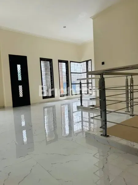 image RUMAH CANTIK SIAP HUNI KETINTANG  RESIDENCE NEGO SAMPAI DEAL  DEKAT POLDA JATIM  (5)