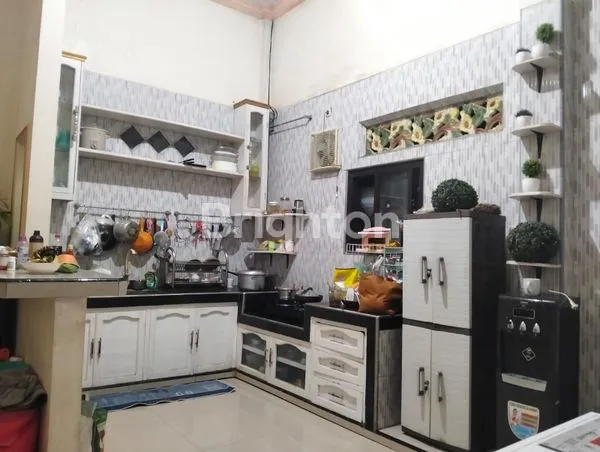 image DI JUAL RUMAH MODERN DEKAT KOTA HANYA 5 MENIT DI JALAN KELURAHAN  WIROBORANG , KECAMATAN MAYANGAN PROBOLINGGO (4)