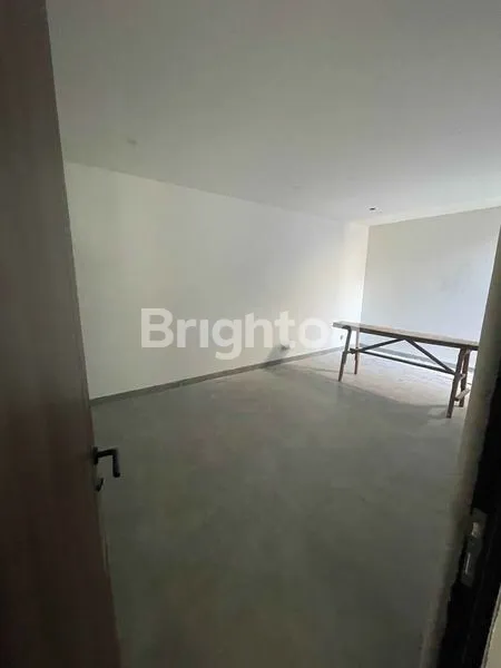 image RUMAH DI CENTRAL PARK BARU GRESS (3)