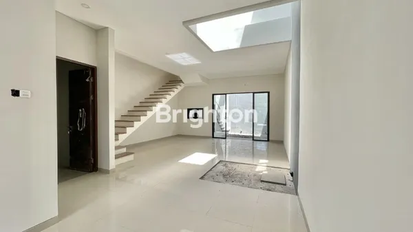 image 2M AN RUMAH BARU GRESS SELANGKAH KE HR MUHAMMAD SURABAYA BARAT  (3)