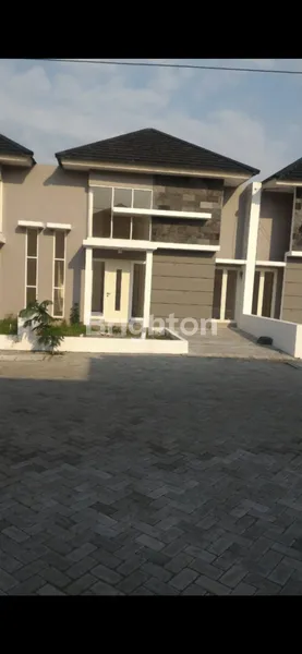 image CIAMIKK RUMAH BARU CITRALAND BUKIT PALMA !! (1)