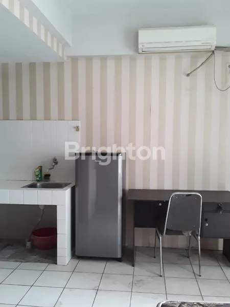 image VIEW POOL APARTEMEN METROPOLIS RAYA TENGGILIS !! (1)