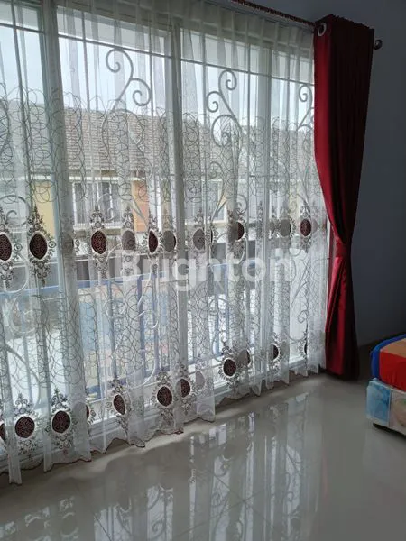 image ROYAL SPRING, 2 LANTAI, FURNISH (7)