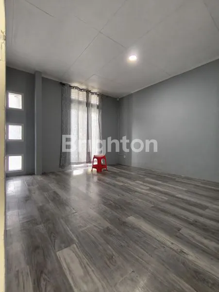 image BALIKPAPAN - RUMA LEGA DI JALAN UTAMA BONUS TEMPAT USAHA (G085)  (4)