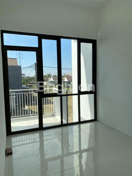 image RUMAH BARU 2 LANTAI PERUMAHAN JAYA HARMONI SIDOARJO (7)